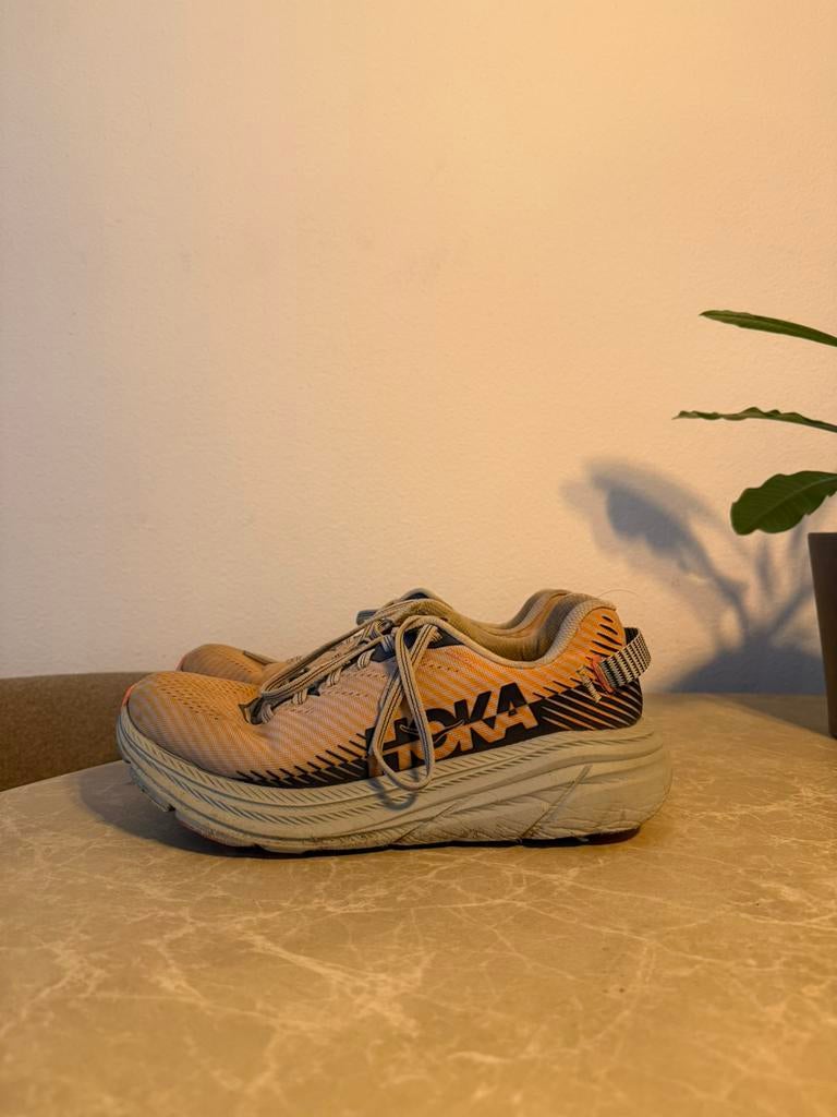 Hoka duurloop schoen maat 38-2/3, Sport en Fitness, Loopsport en Atletiek, Ophalen of Verzenden, Gebruikt, Hardloopschoenen, Overige merken