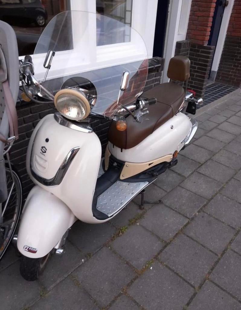 Fosti scooter RIJDT NIET MEER, Ophalen, Gebruikt, Benzine, Overige merken