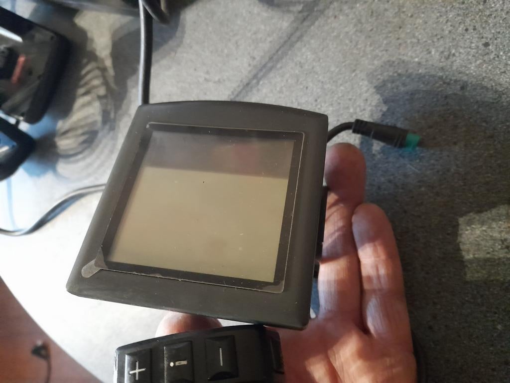 display merk onbekend, Fietsen en Brommers, Fietsaccessoires | Fietscomputers, Gebruikt, Ophalen of Verzenden, H, J