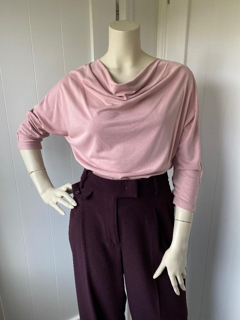 Als nieuw: roze Expresso top met watervalhals, maat M, Maat 38/40 (M), Expresso, Ophalen of Verzenden, Zo goed als nieuw