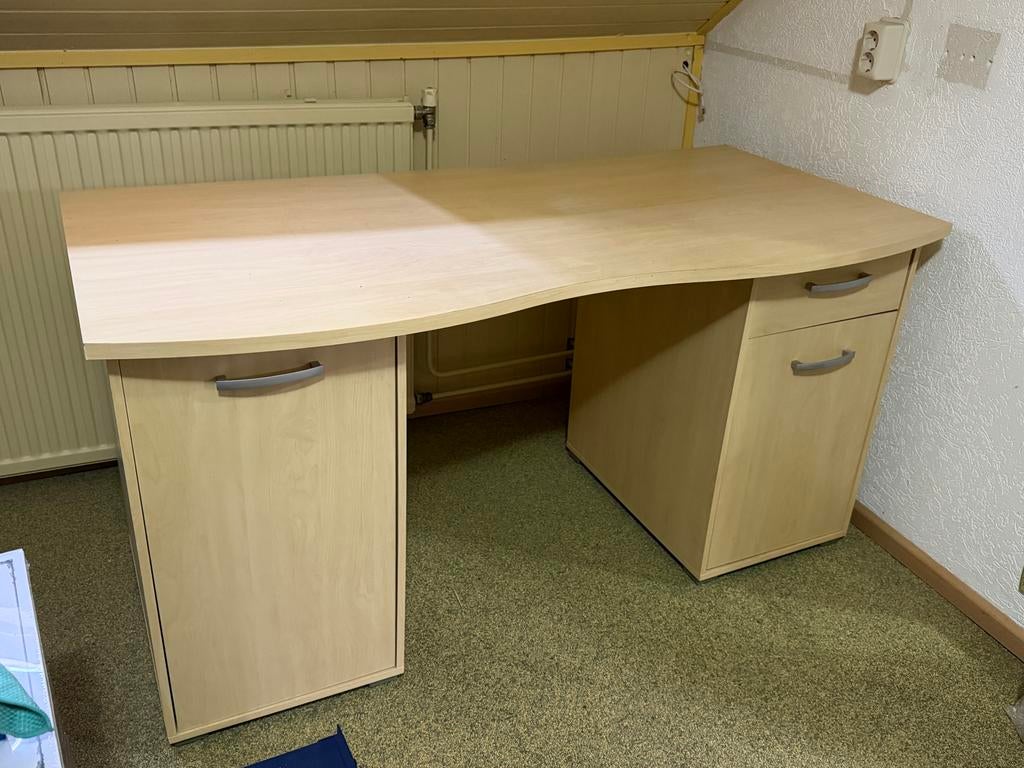 Bureau (gedemonteerd), Ophalen, Gebruikt