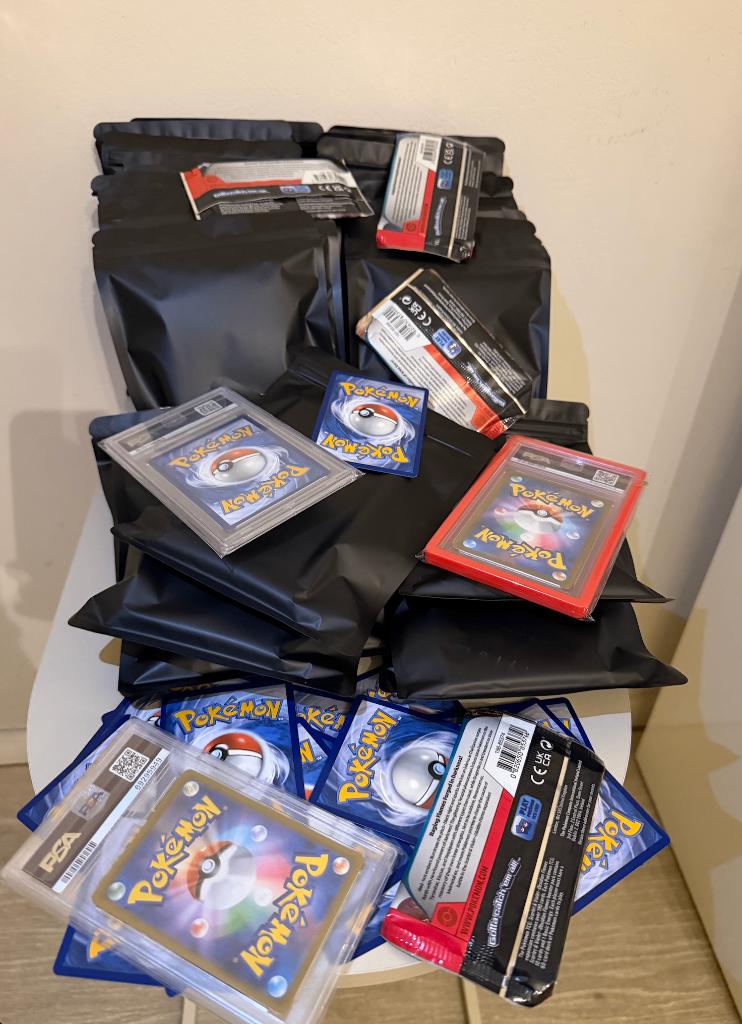 Pokémon TCG Mystery Pack/Bag, Ophalen of Verzenden, Nieuw, Booster, Foil