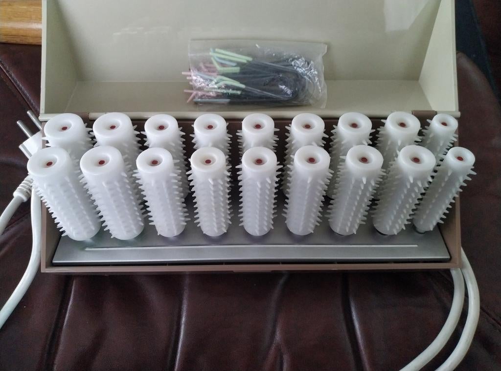 Carmen Krulset ( s)- 18 rollers, Sieraden, Tassen en Uiterlijk, Uiterlijk | Haarverzorging, Ophalen of Verzenden, Gebruikt, Overige typen