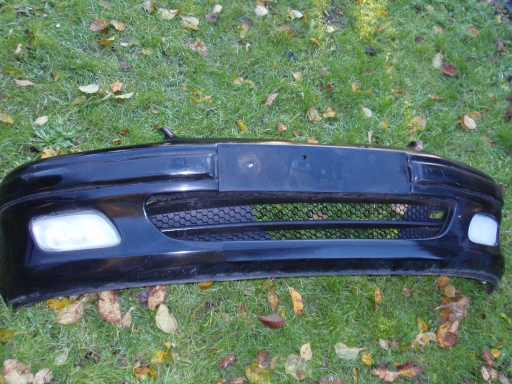 Voorbumper zwart, Peugeot 106., Auto-onderdelen, Carrosserie en Plaatwerk, Ophalen of Verzenden, Gebruikt, Peugeot, Bumper