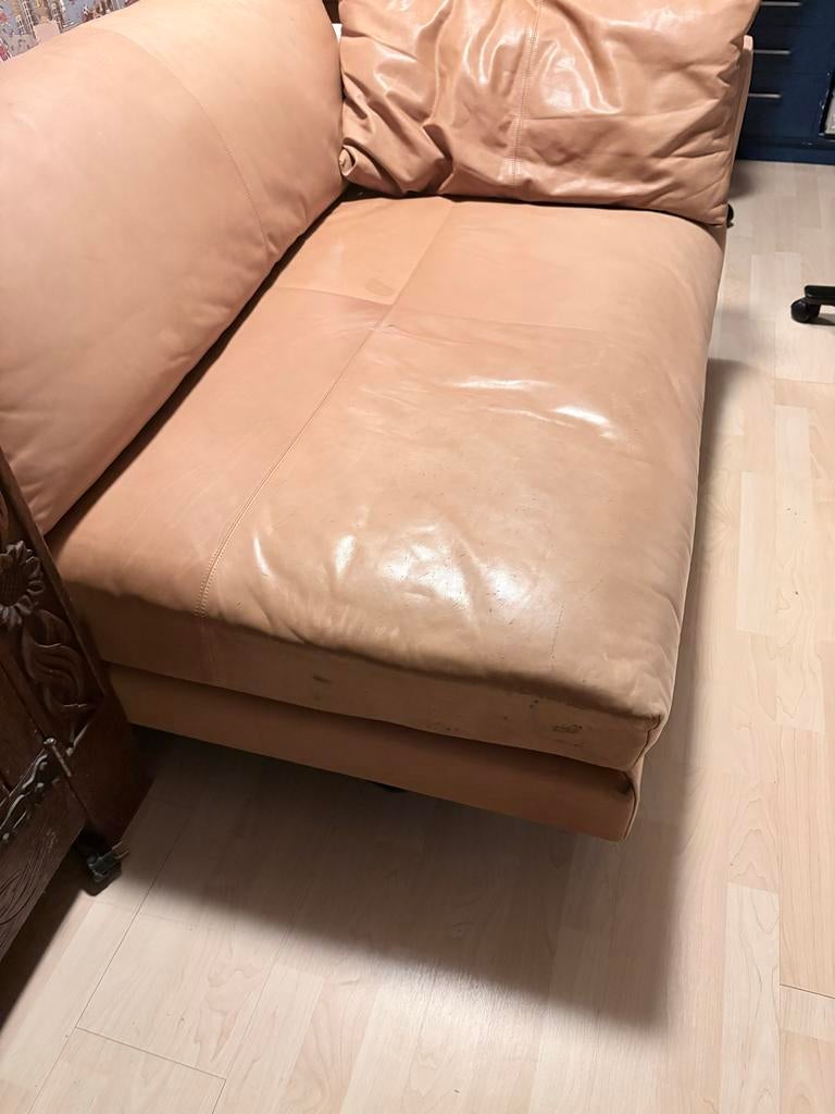 Cognac leren hoekbankje, Huis en Inrichting, Banken | Sofa's en Chaises Longues, Gebruikt, 100 tot 125 cm, Tweepersoons, Leer