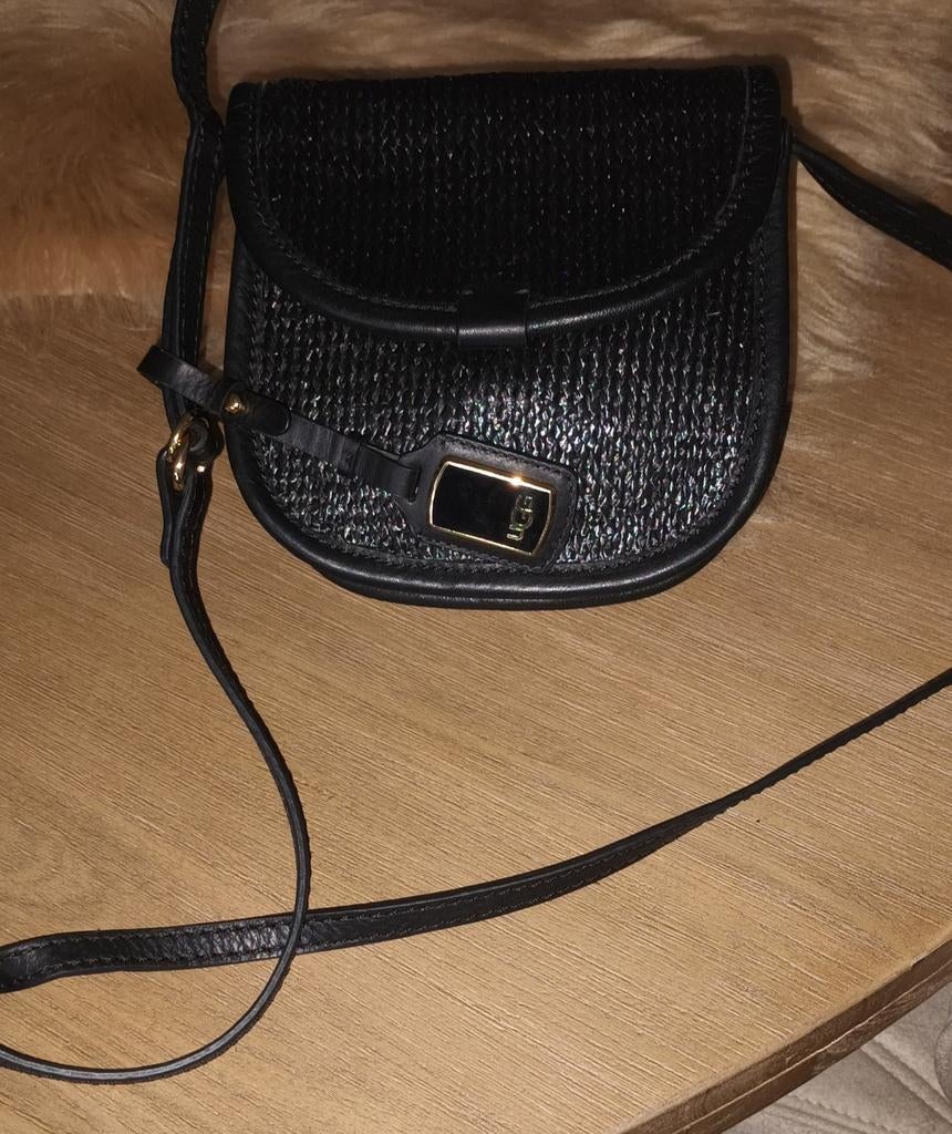 Mooie zwarte UGG damestas, Sieraden, Tassen en Uiterlijk, Tassen | Damestassen, Ophalen of Verzenden, Zo goed als nieuw, Zwart