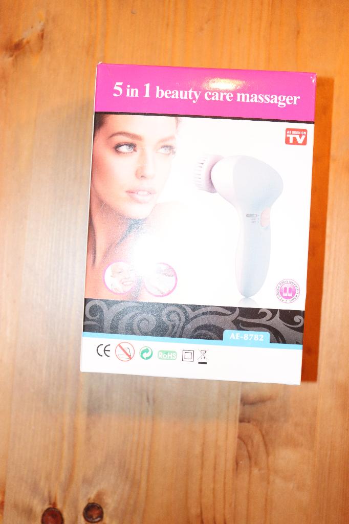 5 in 1 Beauty Massager AE-8782, Ophalen of Verzenden, Nieuw, Apparaat