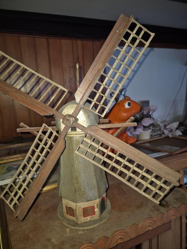 Handgemaakte Molen -, Ophalen