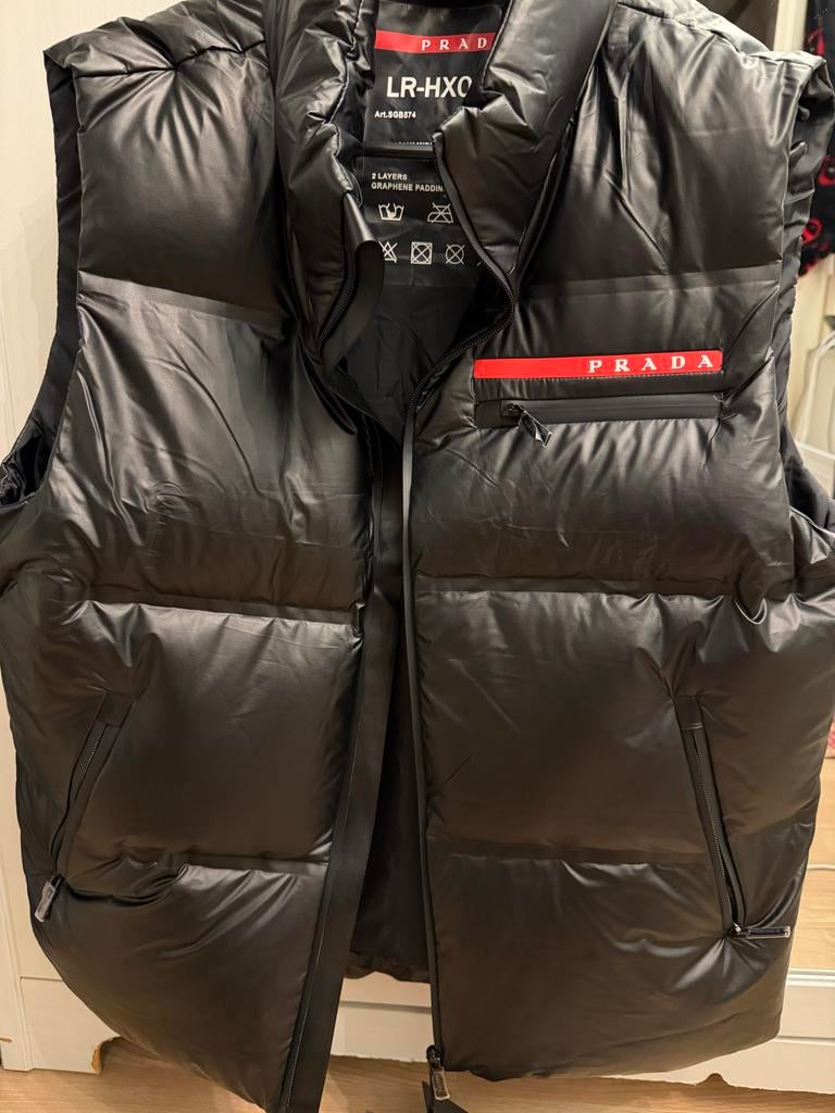 Prada Bodywarmer, Kleding | Heren, Bodywarmers, Ophalen of Verzenden, Zo goed als nieuw, Maat 48/50 (M), Zwart