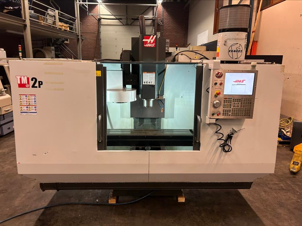 Haas TM-2P CNC Bewerkingscentrum, Ophalen, 1000 mm of meer, Zo goed als nieuw, Metaaldraaibank