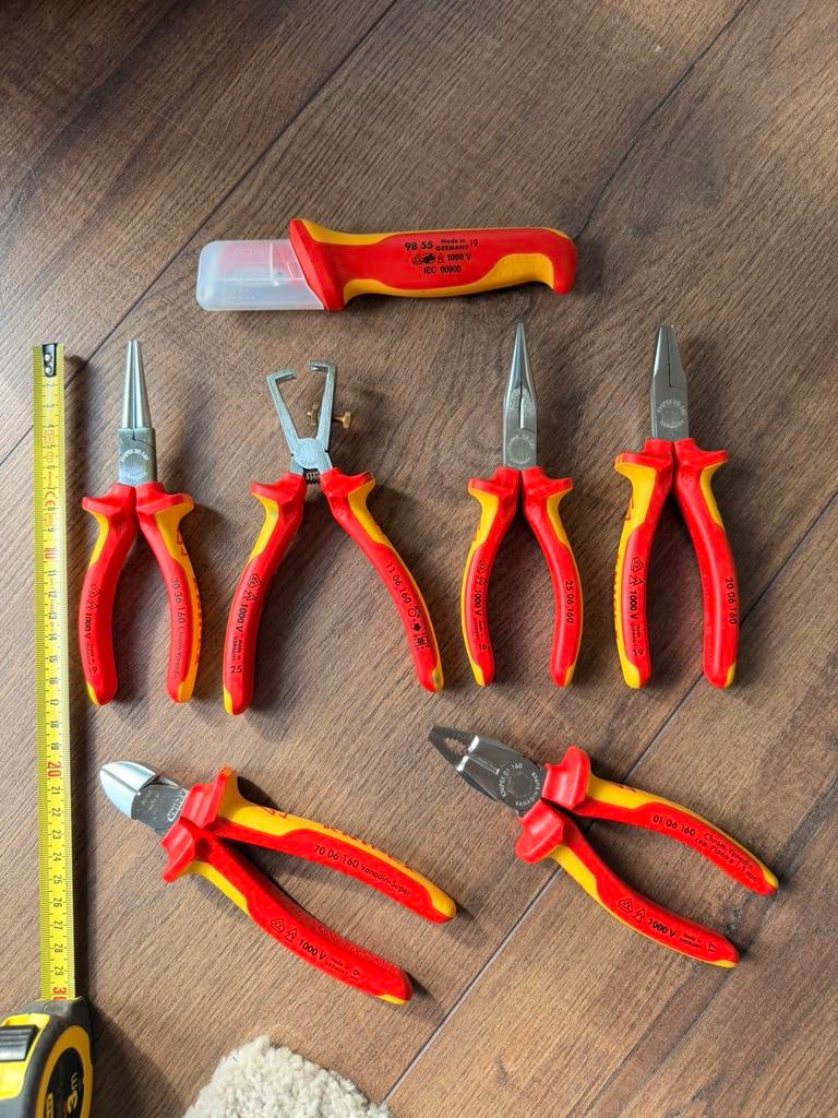 Te koop verschillende Knipex 1000V geïsoleerde tangen los, Ophalen of Verzenden, Zo goed als nieuw