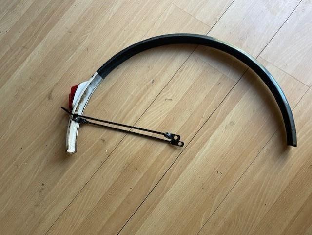 Gazelle achterspatbord met batterijverlichting, Ophalen, Gebruikt, Gezelle