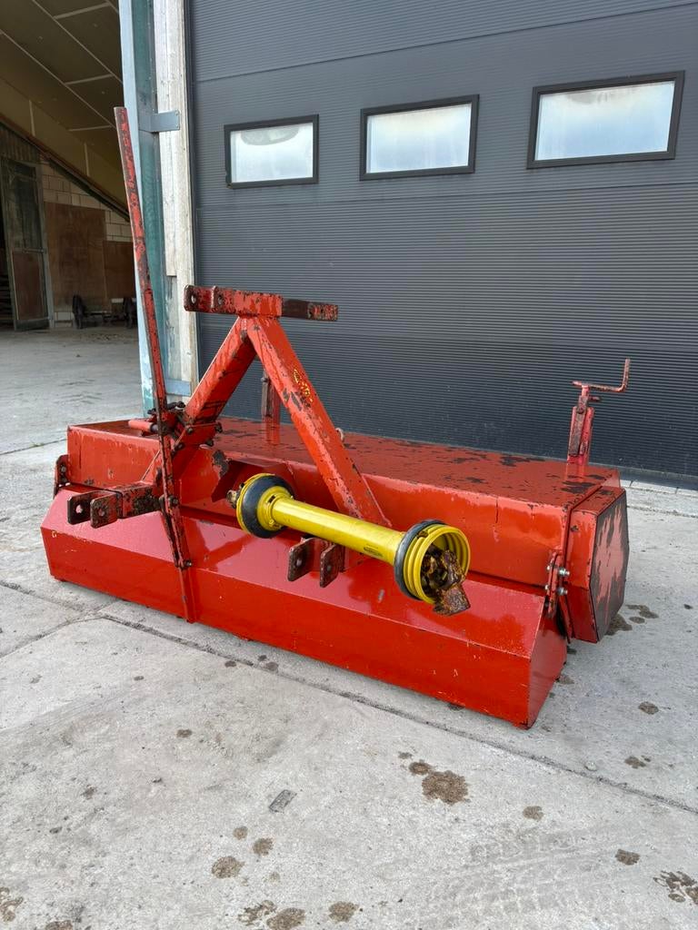 Hekamp veegmachine, Ophalen