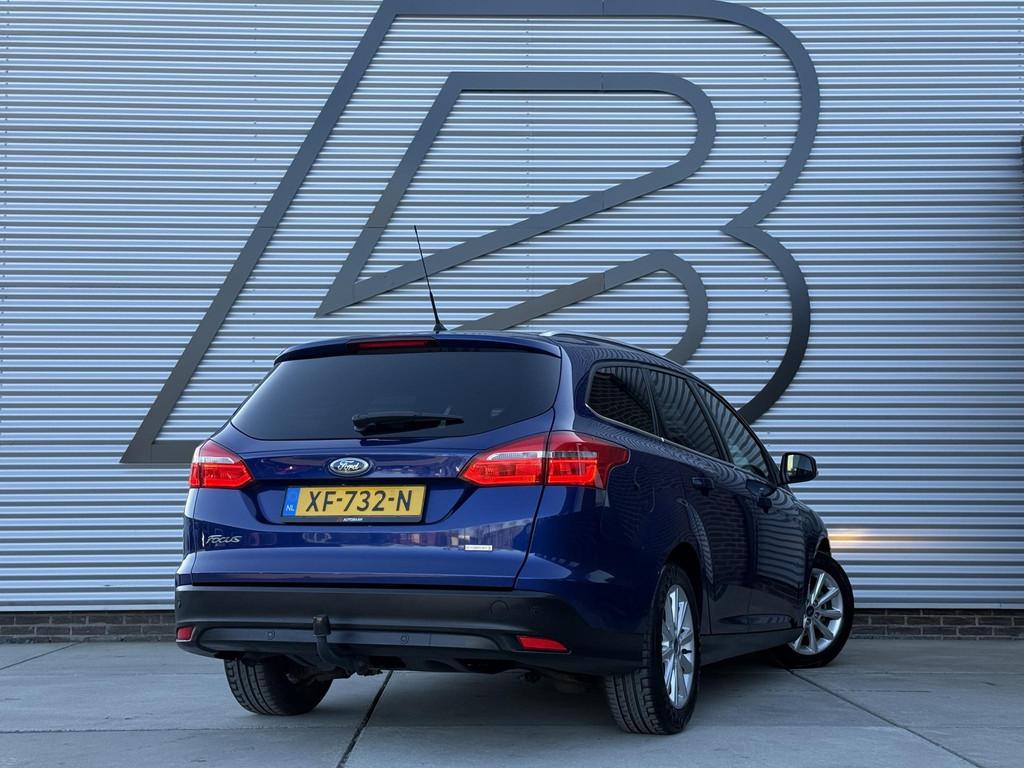 Ford Focus Wagon 1.0 Titanium 1e Eigenaar|Navi|Trekhaak|Clim, Auto's, Gebruikt, Euro 6, Blauw, Bluetooth