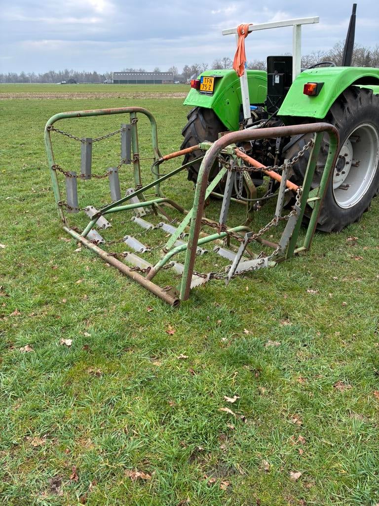 Weidesleep Jako, Weidegang, 4 paarden of pony's of meer