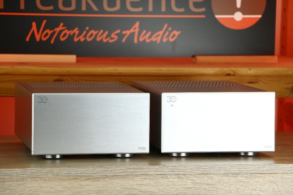 AVM M30 / M 30 mono's. INRUIL OK. XLR. Sessie? Lekkere set., Overige merken, Ophalen of Verzenden, Zo goed als nieuw, AVM Audiovector Vertriebs GmbH, Daimlerstraße 8, 76316 Malsch, Duitsland