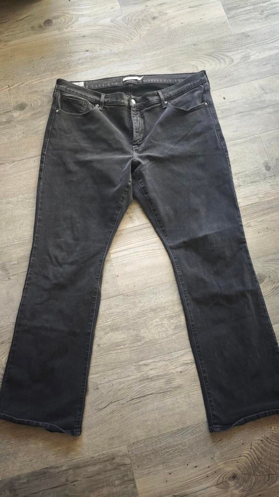 Levi's broek maat XXL (18w zie maattabel Levi's) vrouwen, Ophalen of Verzenden, Zo goed als nieuw, Blauw
