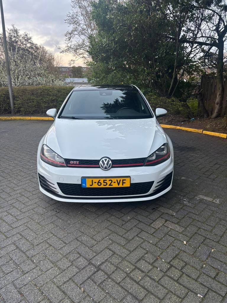 Volkswagen Golf 2.0 TSI 162KW 5D DSG 2015 Wit, Auto's, Zwart, 4 cilinders, 1984 cc, Wit