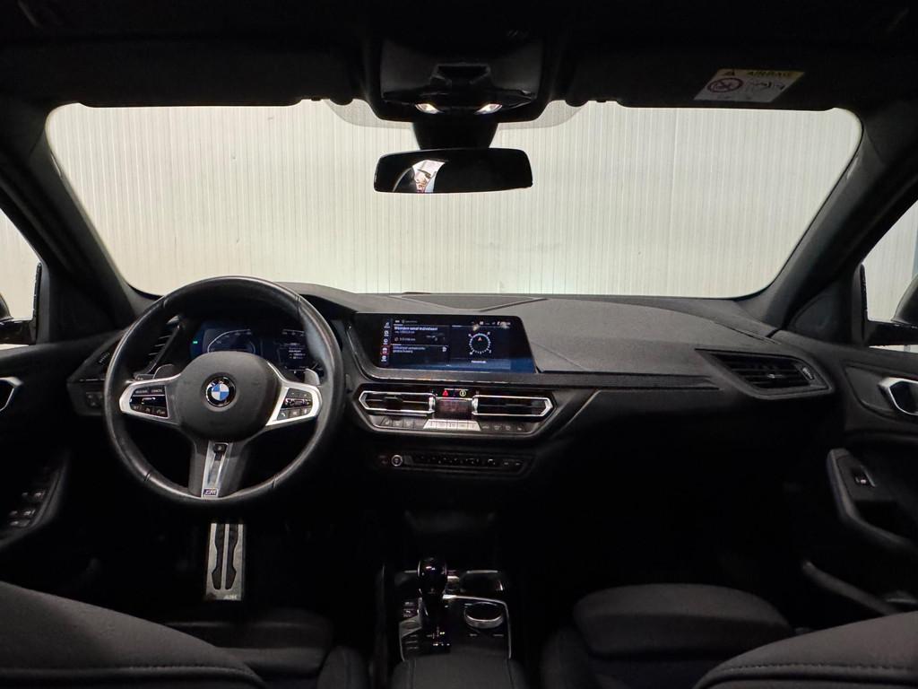 BMW 1-serie 120i | PANO | M-SPORT | CAMERA | LED | SHADOW LI, Auto's, 1998 cc, Gebruikt, Euro 6, 4 cilinders