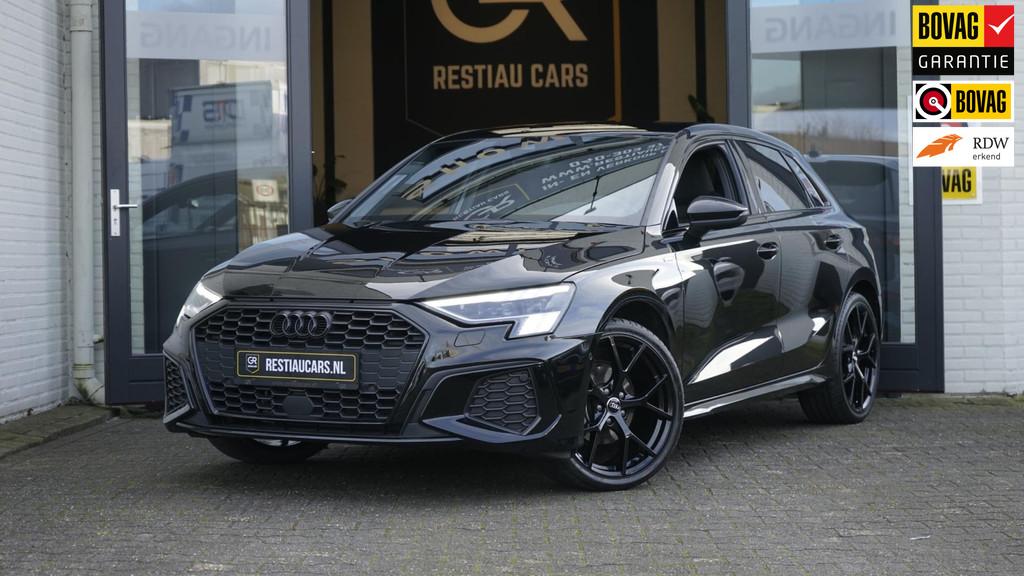 Audi A3 Sportback 35 TFSI 3x S-Line Black Optik AUTOMAAT-ACC, 4 cilinders, 150 pk, Leder en Stof, Zwart