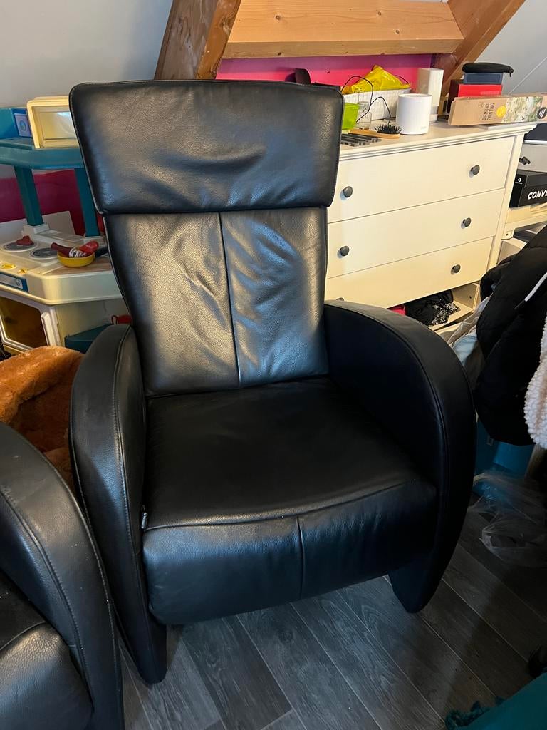 Zwart lederen relaxfauteuil(s), Ophalen, Gebruikt, Leer, 75 tot 100 cm
