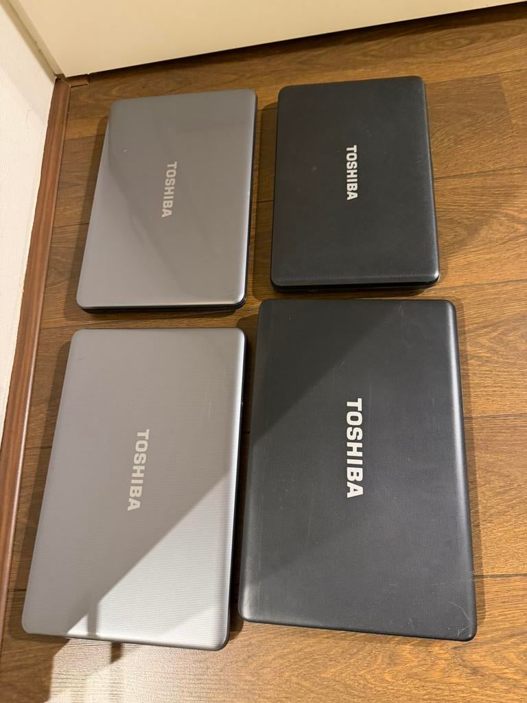 Toshiba Satellite laptops 4 stuks, Ophalen, Gebruikt, 15 inch, 2 tot 3 Ghz