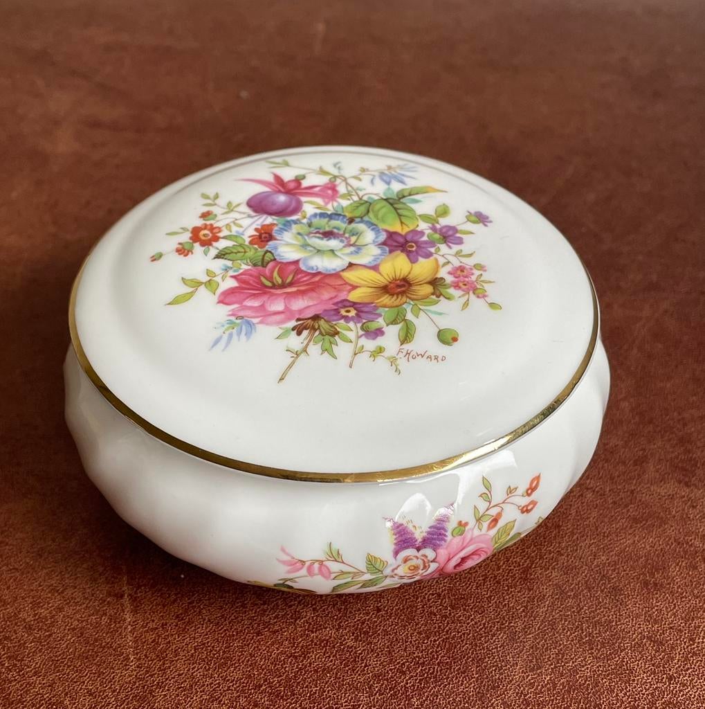 Engels dekseldoosje Aynsley porselein Howard Sprays, Ophalen of Verzenden