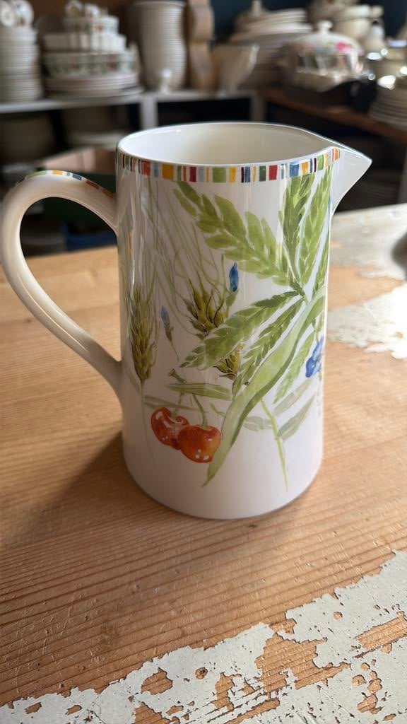 Gien CHERRY schenkkan, Huis en Inrichting, Keuken | Servies, Ophalen of Verzenden, Zo goed als nieuw, Overige stijlen