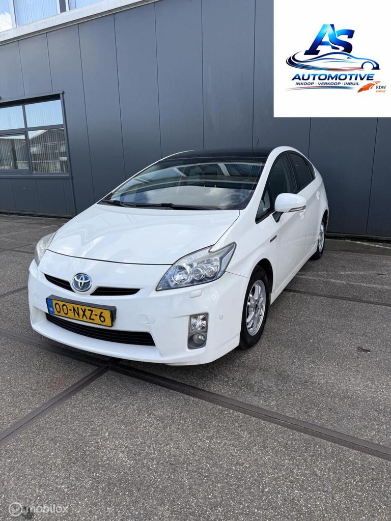 Toyota Prius 1.8 Dynamic Business, Auto's, 136 pk, Gebruikt, 4 cilinders, Wit