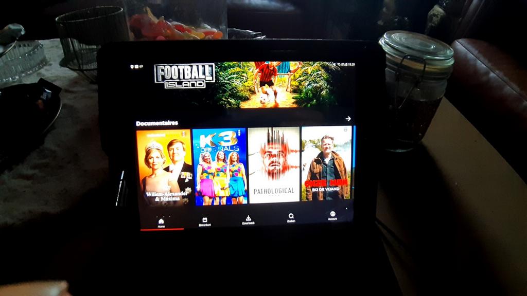 Samsung tab a speelt netfix/videoland, Ophalen, 1 speler, Zo goed als nieuw, Vanaf 3 jaar