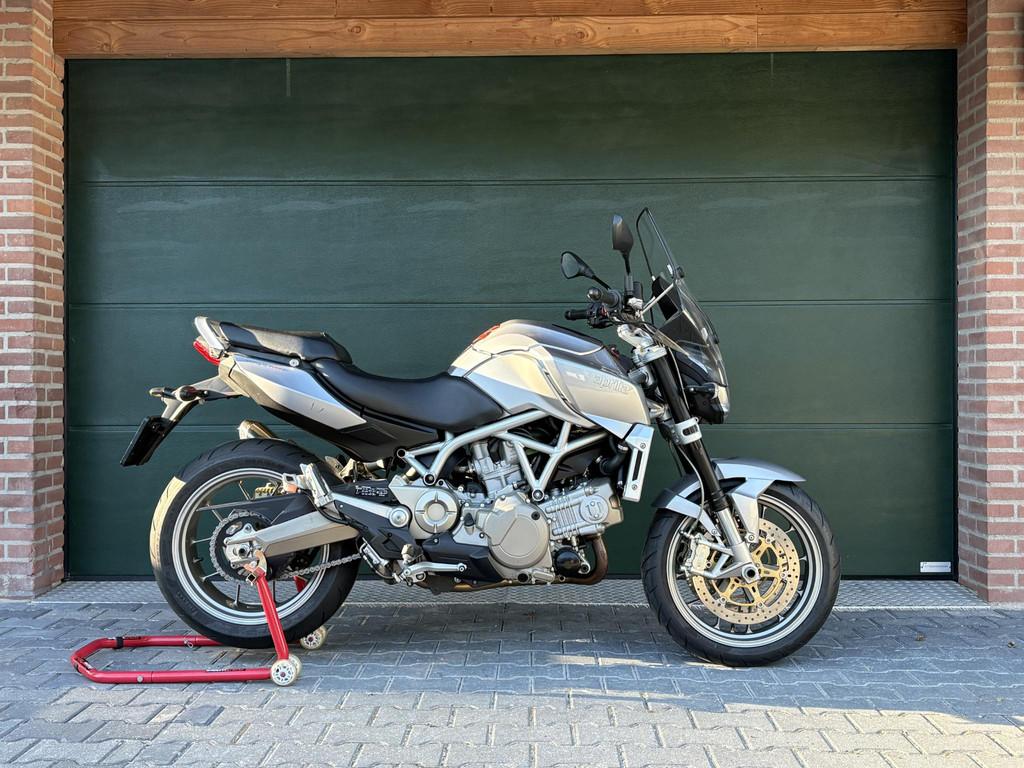 APRILIA MANA 850 AUTOMAAT - 1ste eign. - 13.634 km