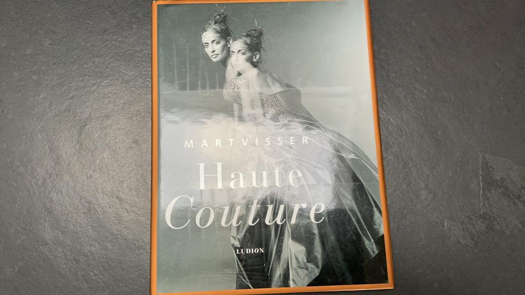 2 couture boeken Mart Visser, Ophalen of Verzenden, Nieuw, Mode algemeen