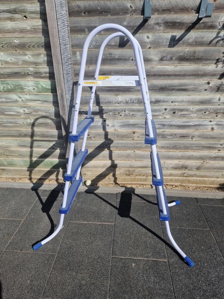 Zwembadtrap, Tuin en Terras, Zwembad-toebehoren, Ophalen of Verzenden, Gebruikt