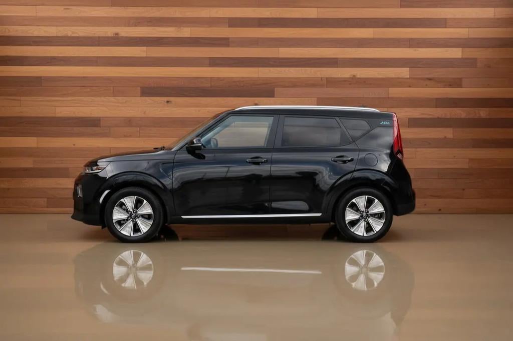 Kia e-Soul DynamicPlusLine 39.2 kWh € 16.950,00, Automaat, 136 pk, Gebruikt, Leder en Stof