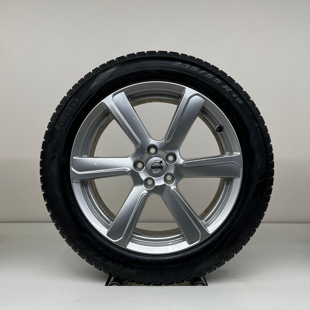 Volvo XC90 - 19 inch - winterbanden, Auto-onderdelen, Banden en Velgen, 19 inch, Gebruikt, Banden en Velgen, 235 mm