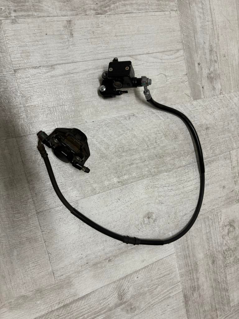 Piaggio zip voor rem systeem compleet, Ophalen