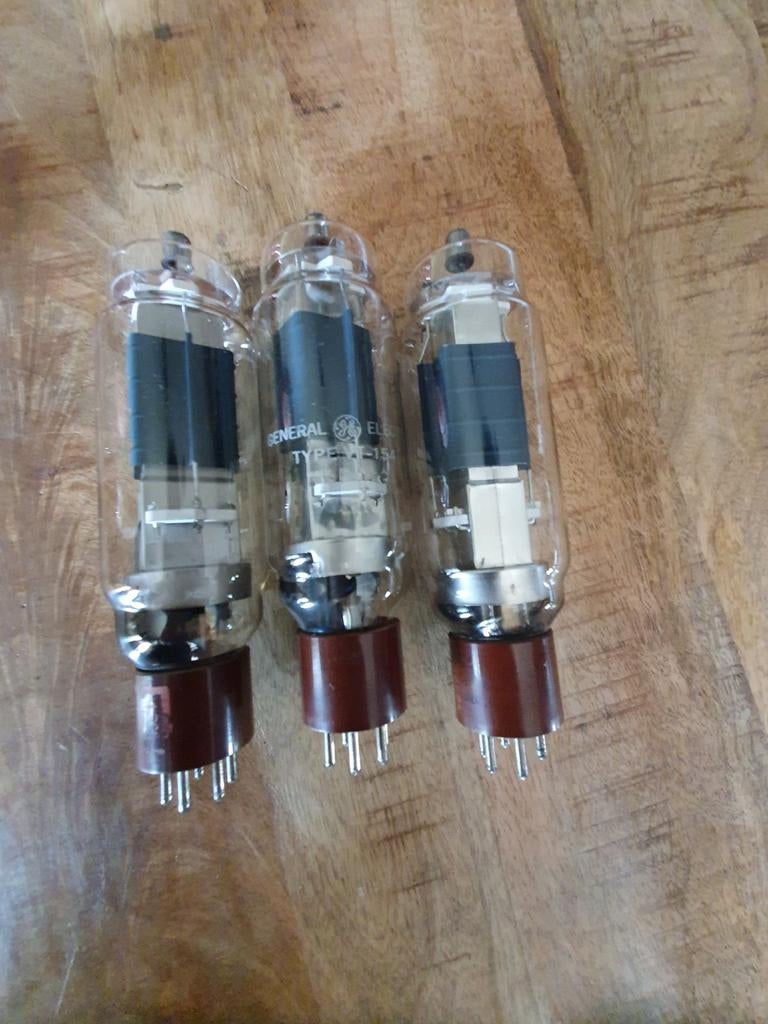 Diverse radiobuizen 9 stuks heel, Ophalen of Verzenden