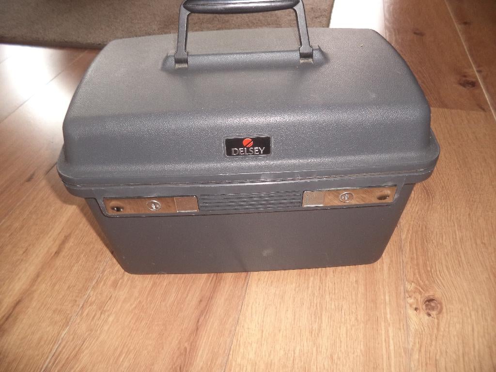1 zwarte beauty cases, Ophalen of Verzenden, Nieuw, Zwart, Hardcase