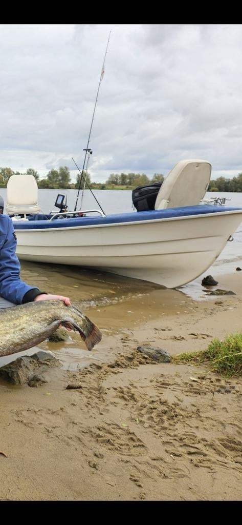 Complete visboot, Watersport en Boten, Vis- en Consoleboten, Tot 10 pk, 3 tot 6 meter, Benzine, Buitenboordmotor, Polyester, Ophalen