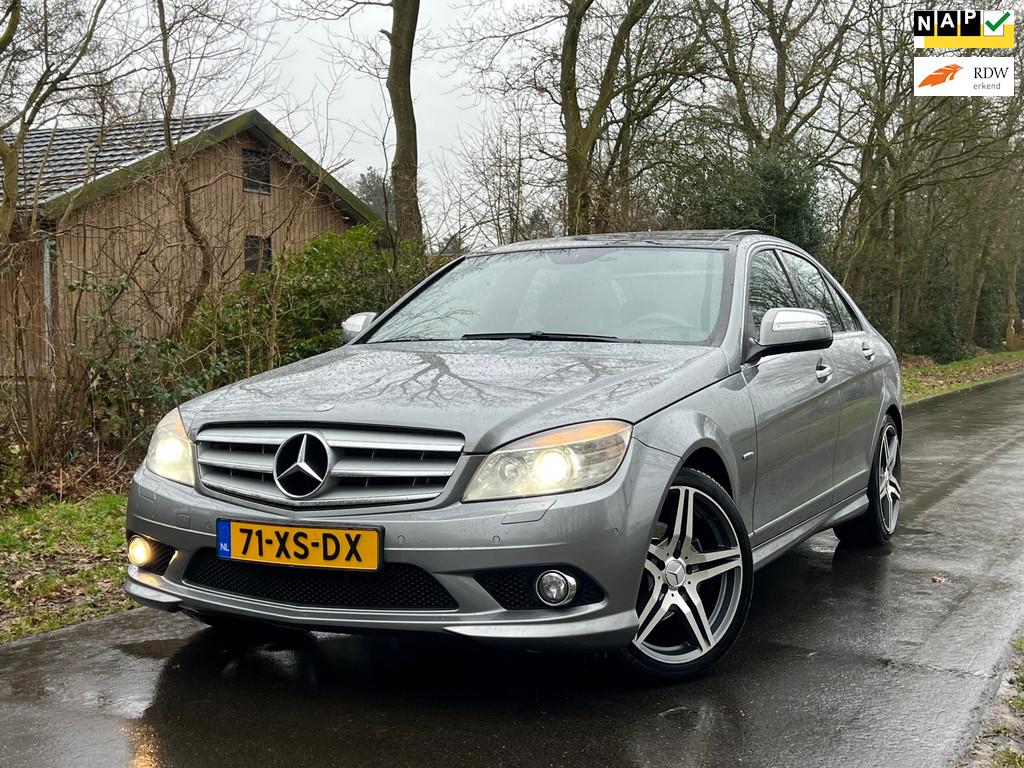 Mercedes-Benz C-klasse 200 K Avantgarde | AMG- Pakket + Pano, Achterwielaandrijving, Zwart, 4 cilinders, 1796 cc