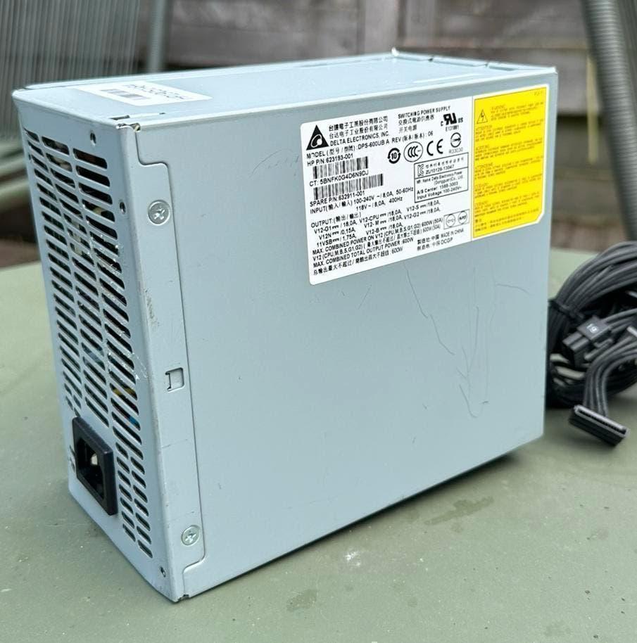 Delta DPS-600UB A server voeding – 600W, Ophalen of Verzenden, Zo goed als nieuw