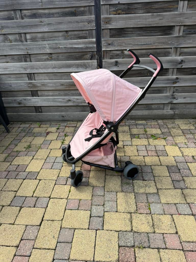 Quinny Zapp Xpress 4 wielen lichtroze, Kinderen en Baby's, Buggy's, Ophalen of Verzenden, Gebruikt, Quinny, Verstelbare rugleuning