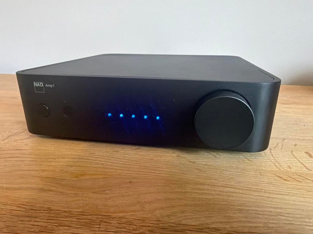 NAD Amp1 draadloze hifi-versterker/streamer, Overige merken, Ophalen of Verzenden, Zo goed als nieuw, 60 tot 120 watt