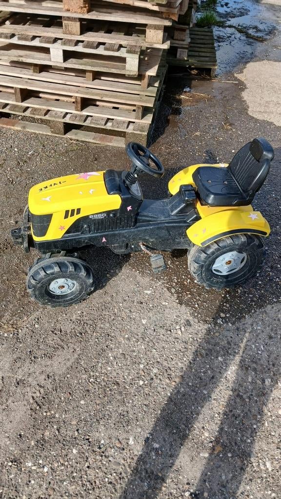 Gele traptrekker voor kinderen - Robuust en speelklaar, Kinderen en Baby's, Speelgoed | Buiten | Voertuigen en Loopfietsen, Ophalen