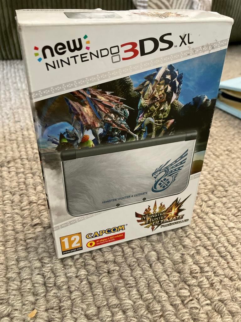 New Nintendo 3DS XL Monster Hunter 4 Ultimate Editie, Ophalen, 3DS XL, Zilver, Gebruikt