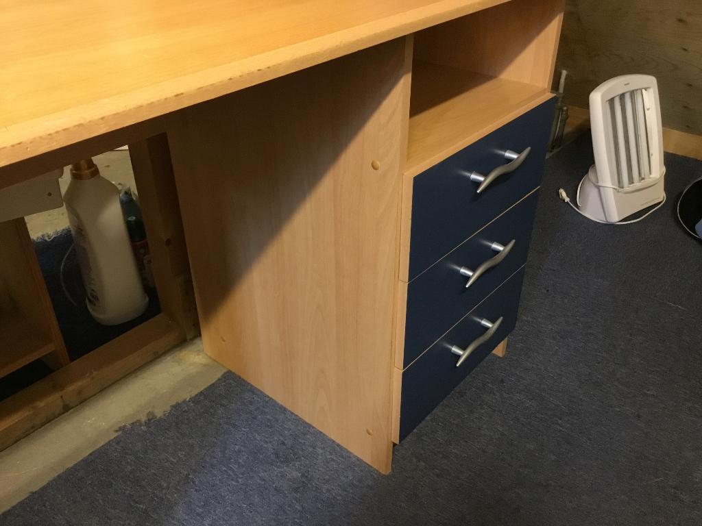 Bureau, Huis en Inrichting, Bureaus, Ophalen of Verzenden, Gebruikt