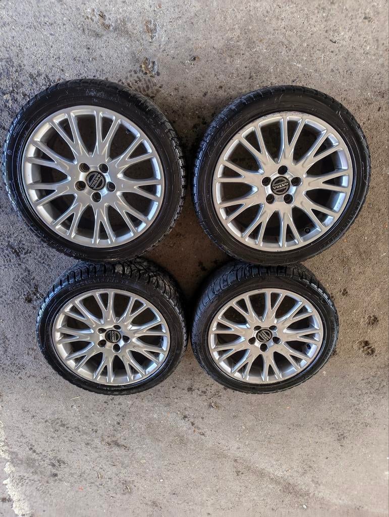 Volvo Orpheus set velgen 17", Ophalen, Volvo