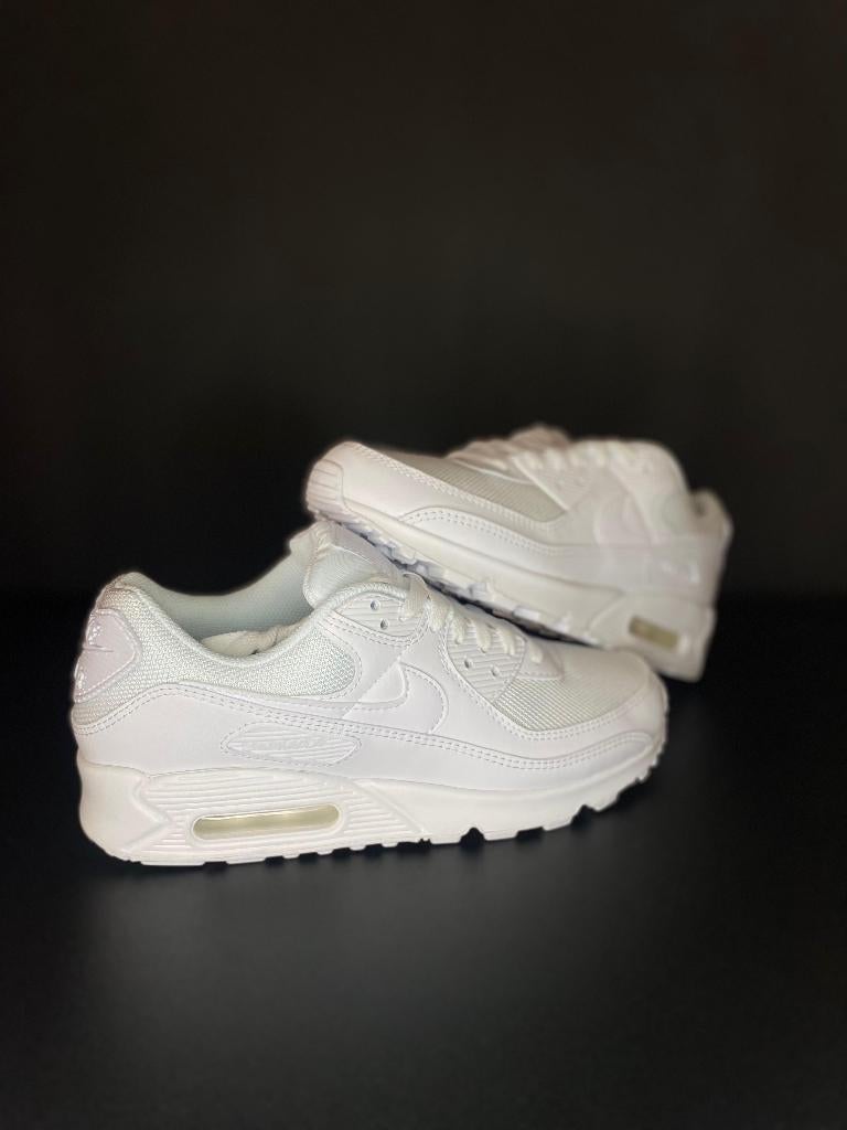 NIKE AIR MAX 90 RECRAFT TRIPLE WHITE - MAAT 41, Nike air max, Wit, Nieuw, Ophalen of Verzenden