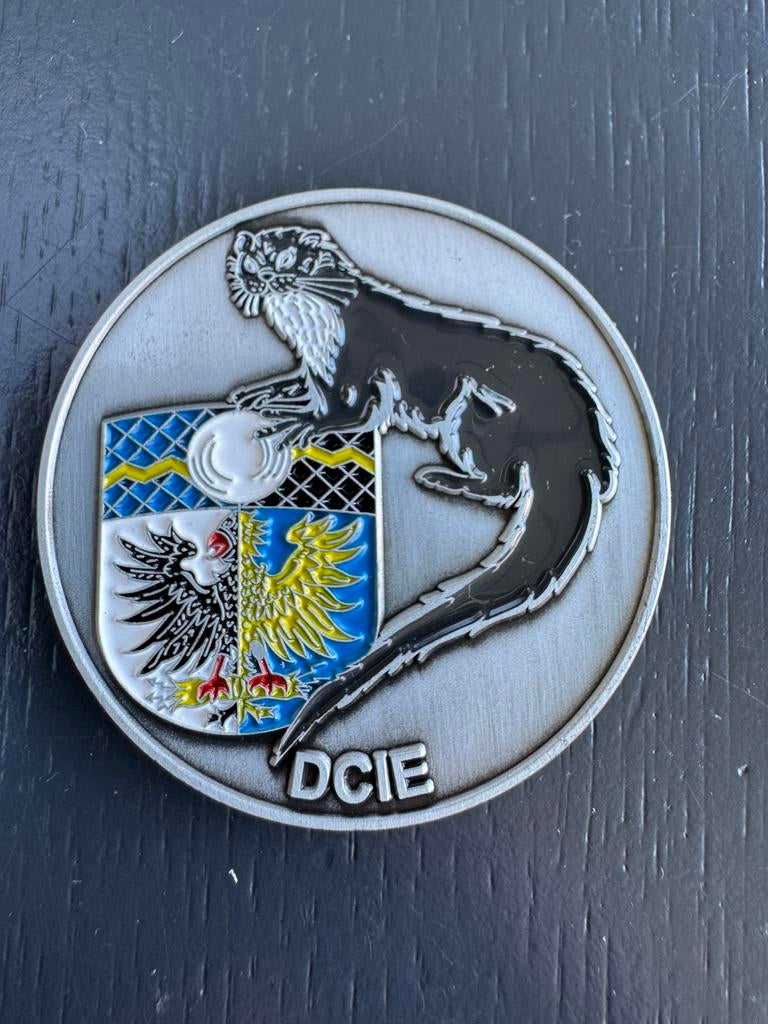 KL coin DCIE, Ophalen of Verzenden, Landmacht, Nederland, Embleem of Badge