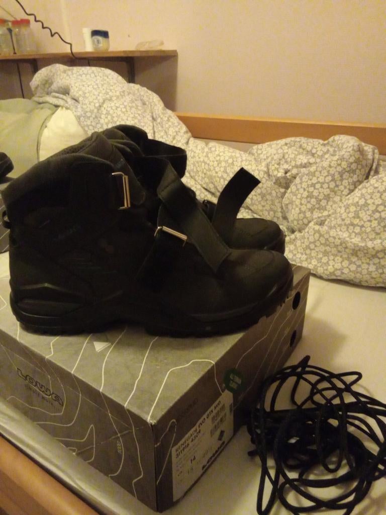 LOWA wandelschoenen, Ophalen of Verzenden, Nieuw, Schoenen